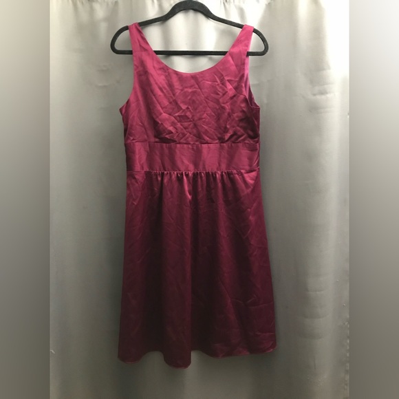 The Limited fuchsia sleeveless midi dress size 14 - Picture 3 of 3
